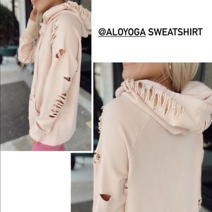 Alo yoga sweatshirt